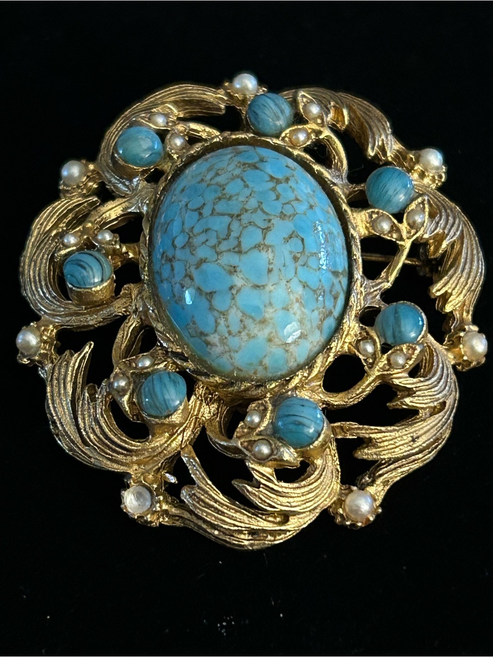 Gold-Tone Signed Hattie Carnegie Brooch-Turquoise Blue Glass Cabochon-seed Pearl